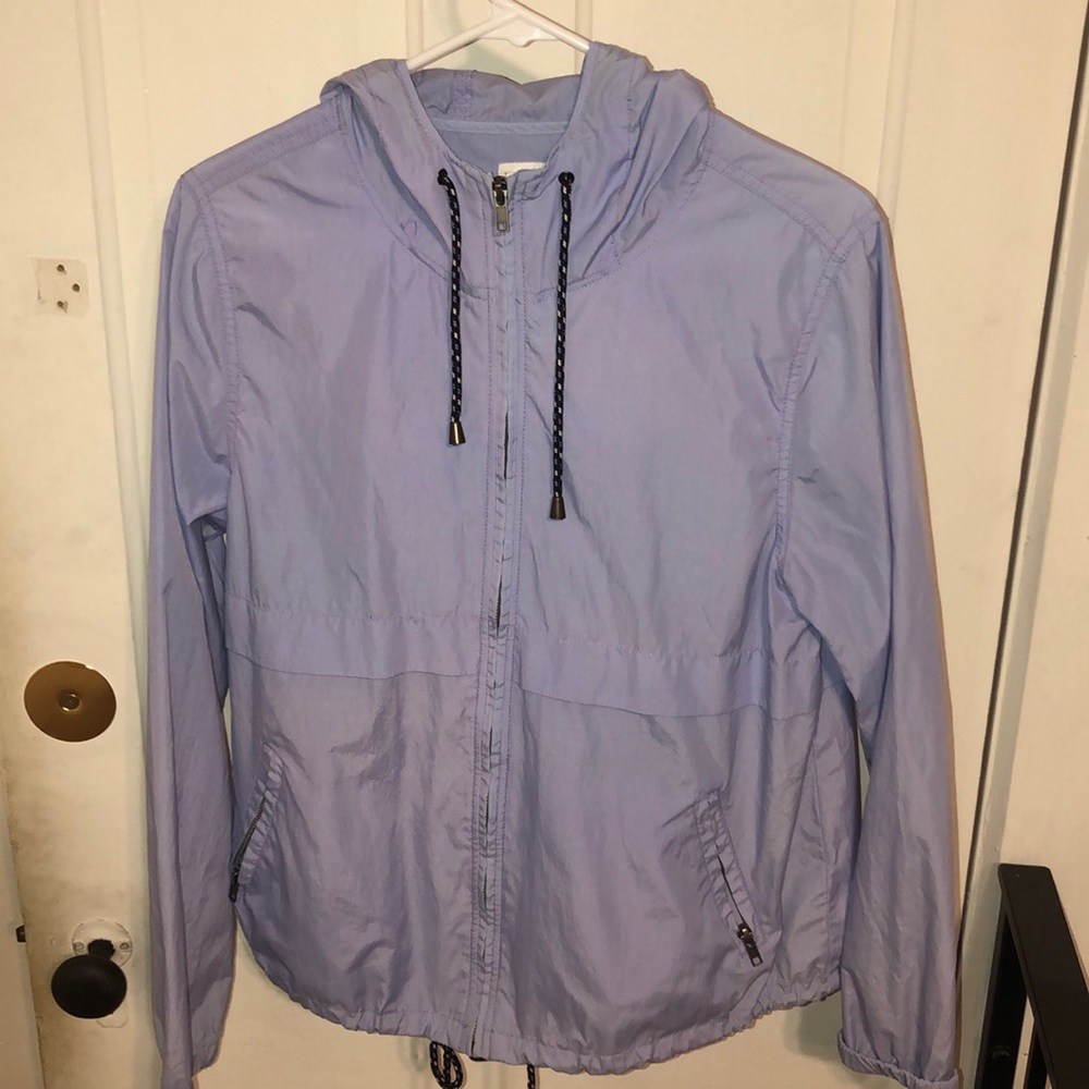 Zip up wind breaker